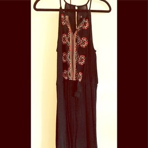 ⭐️4/$25 or 2/$15 Black Embroidered Dress